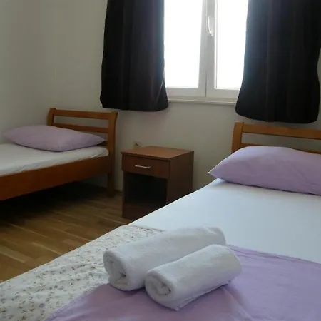 In With Sea View, Terrace, Air Conditioning, Wi-fi